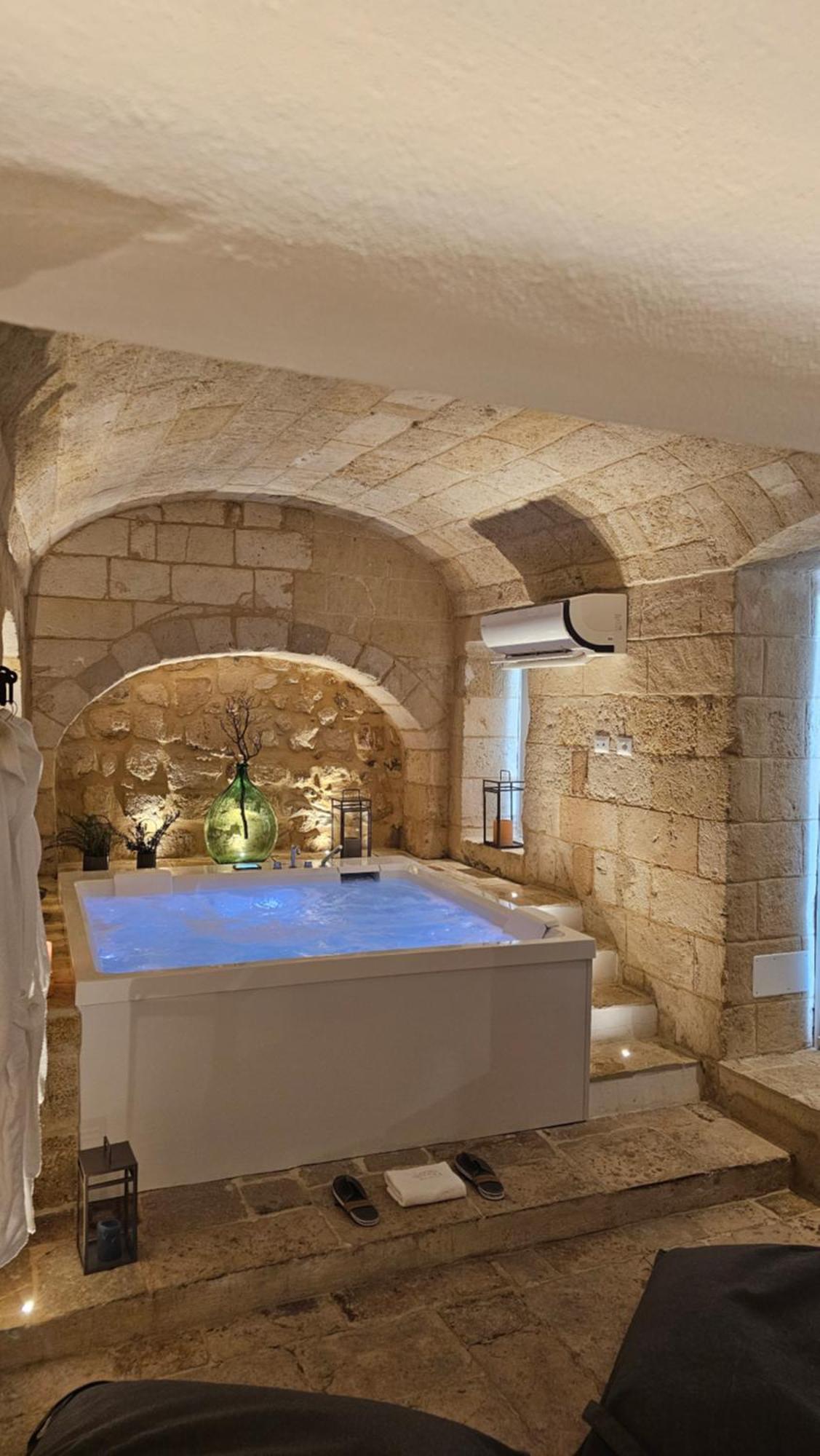 Vecchia Mottola Wellness Hotel ภายนอก รูปภาพ