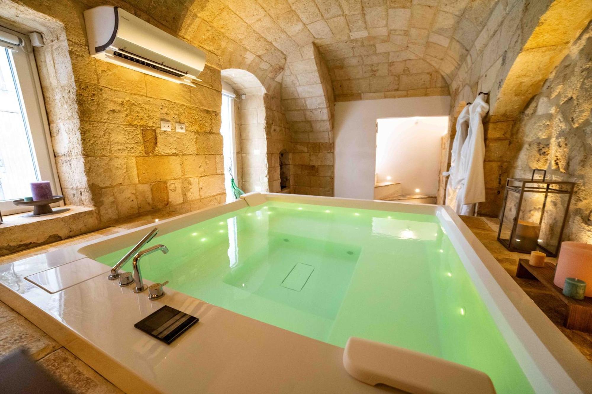 Vecchia Mottola Wellness Hotel ภายนอก รูปภาพ