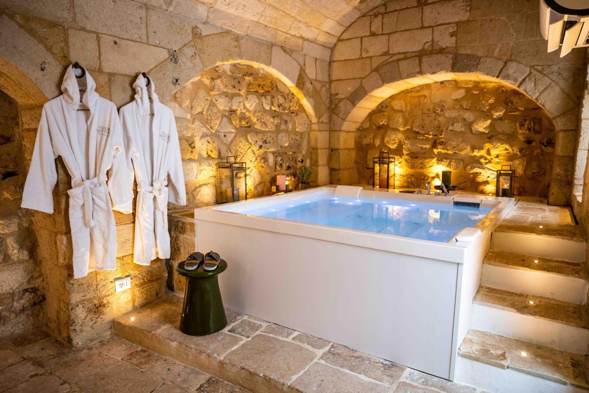 Vecchia Mottola Wellness Hotel ภายนอก รูปภาพ
